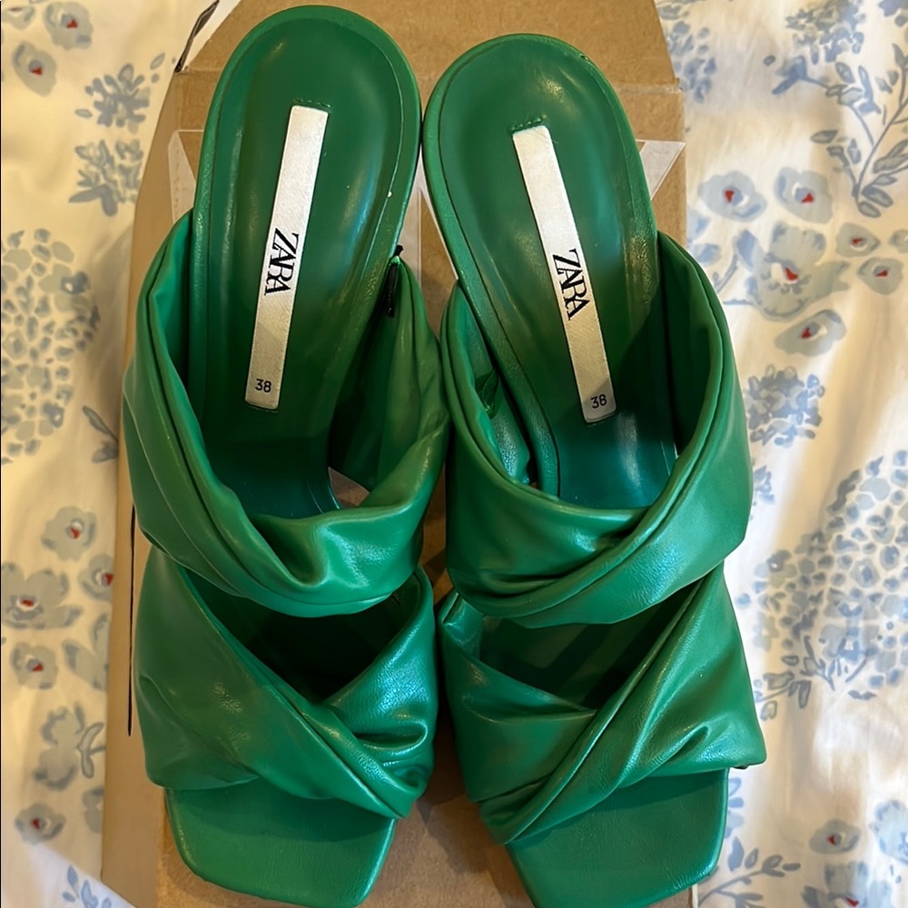 Zara Women's Green Heels Sandals EUC. 38. Similar style in fuschia available